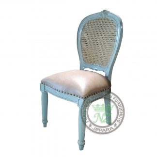 Classic Medalion Dining Chair