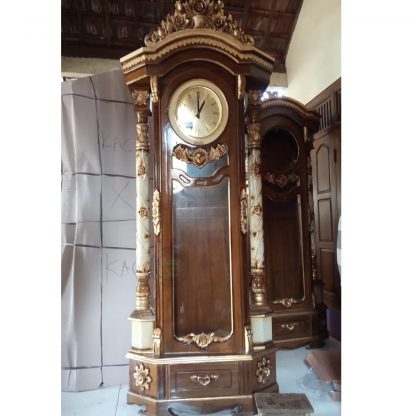 wall standing clock