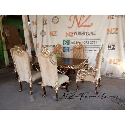 Luxurious Carved Dining Table Sets