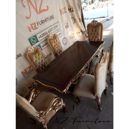 Luxurious Carved Dining Table Sets